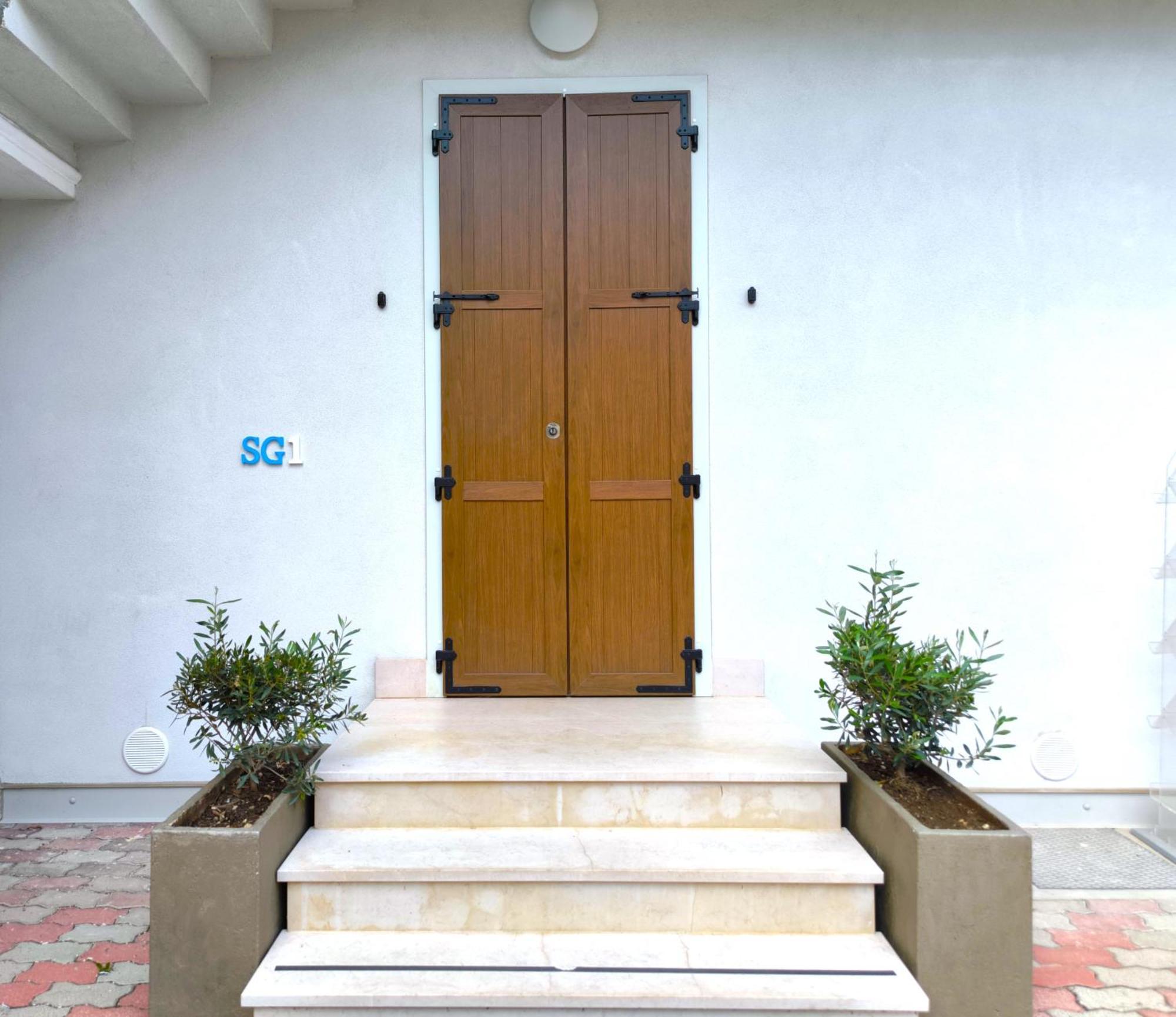 Hotel Casa Laura Peschiera del Garda Exterior foto